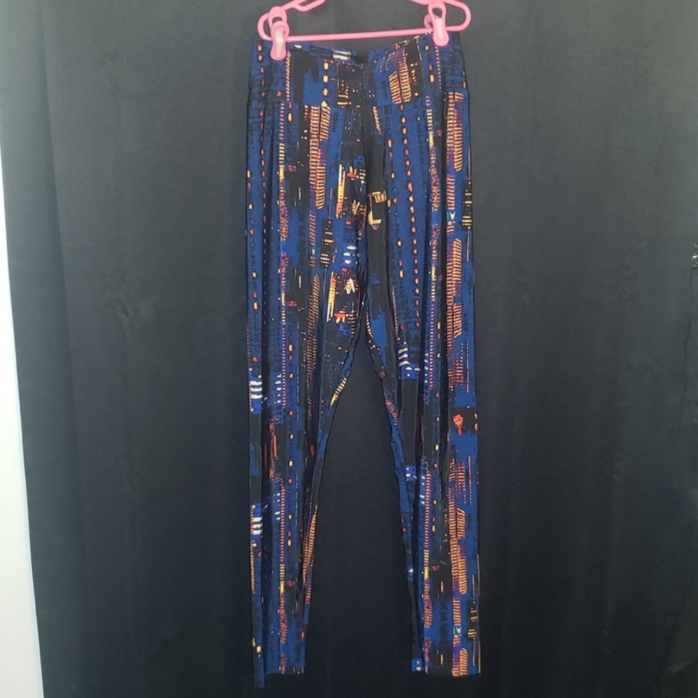 High waisted leggings